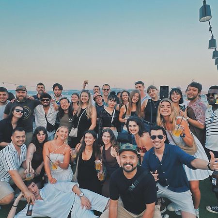 Cheers Midtown Hostel Стамбул Экстерьер фото